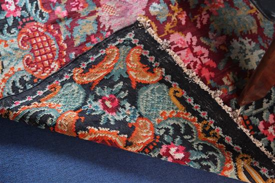 A large Kelim carpet, 11ft 2in by 8ft 1in.